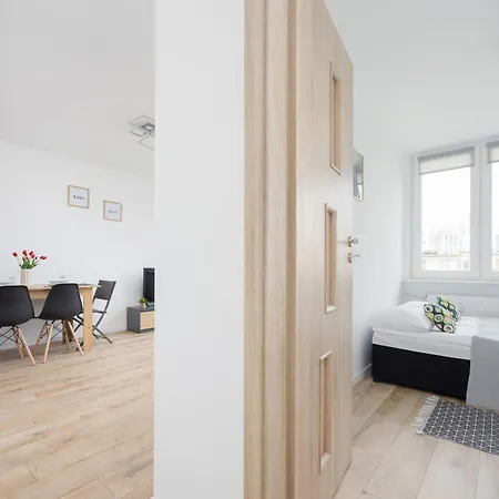 Kondratowicza Close To Metro Station By Renters Warsaw