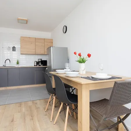 Kondratowicza Close To Metro Station By Renters Apartment Warsaw
