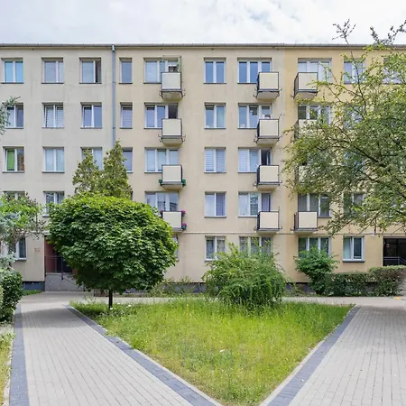 Apartment Kondratowicza Close To Metro Station By Renters *